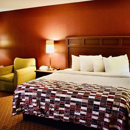 Red Roof Inn & Suites Литъл Рок Екстериор снимка