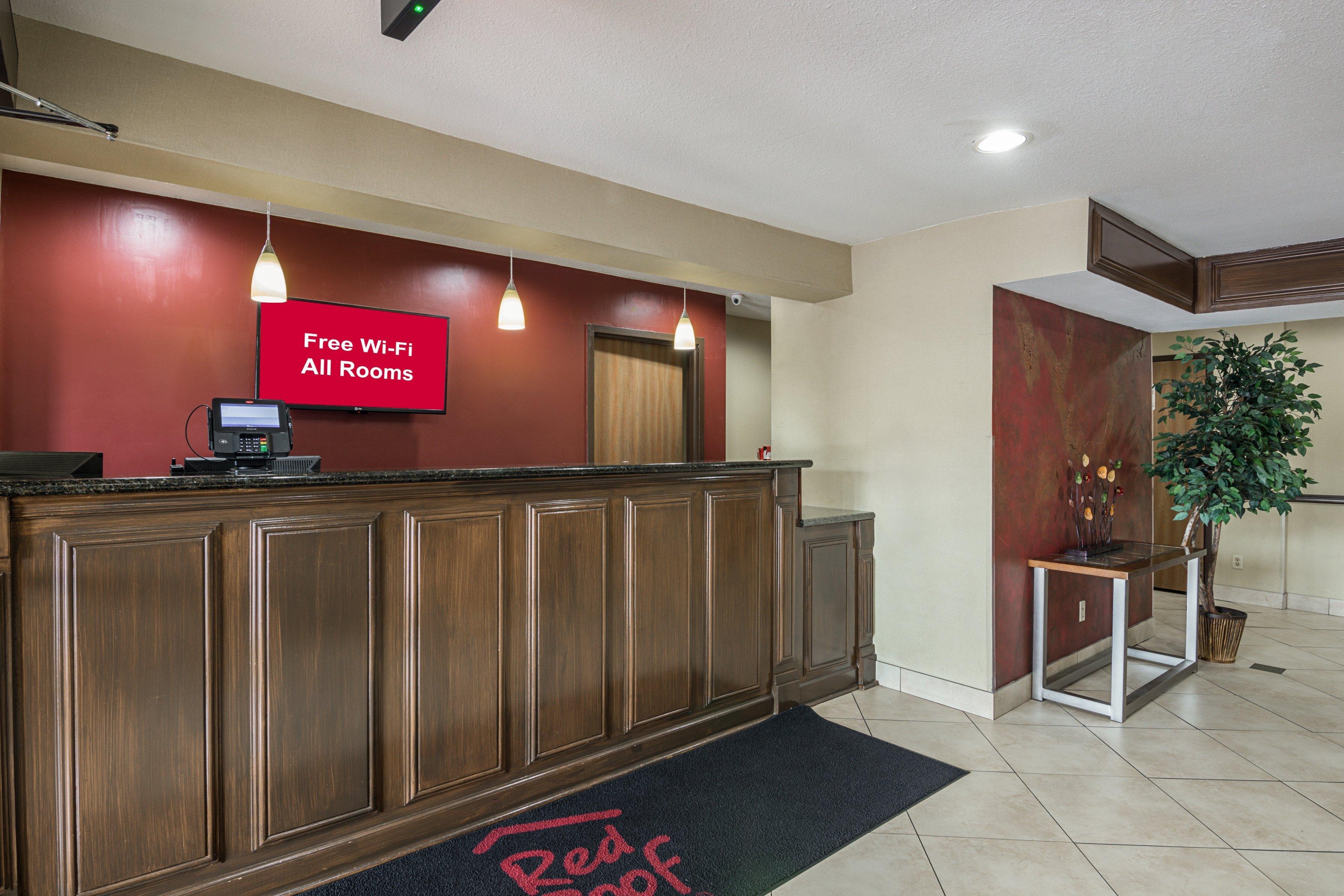 Red Roof Inn & Suites Литъл Рок Екстериор снимка