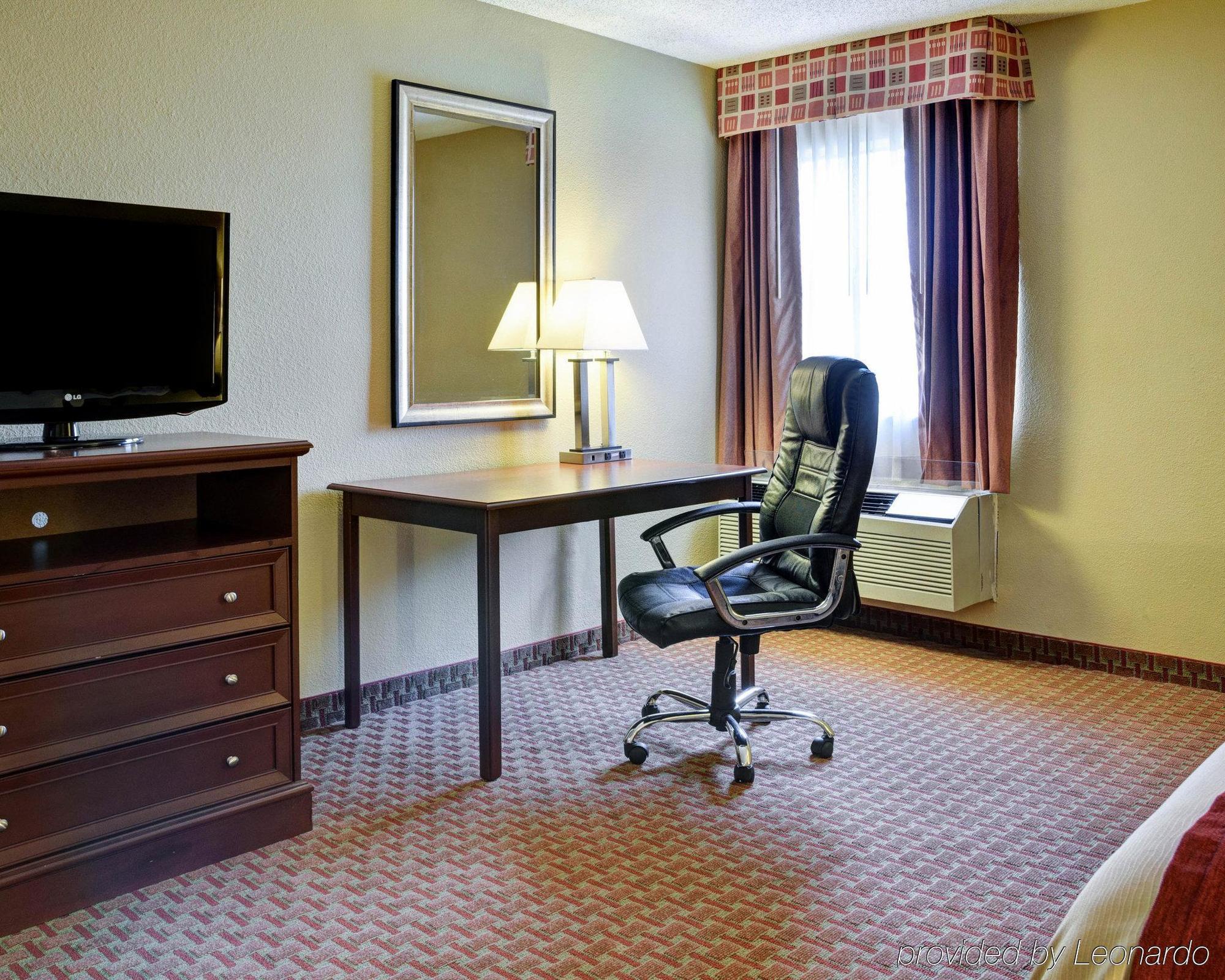 Red Roof Inn & Suites Литъл Рок Екстериор снимка