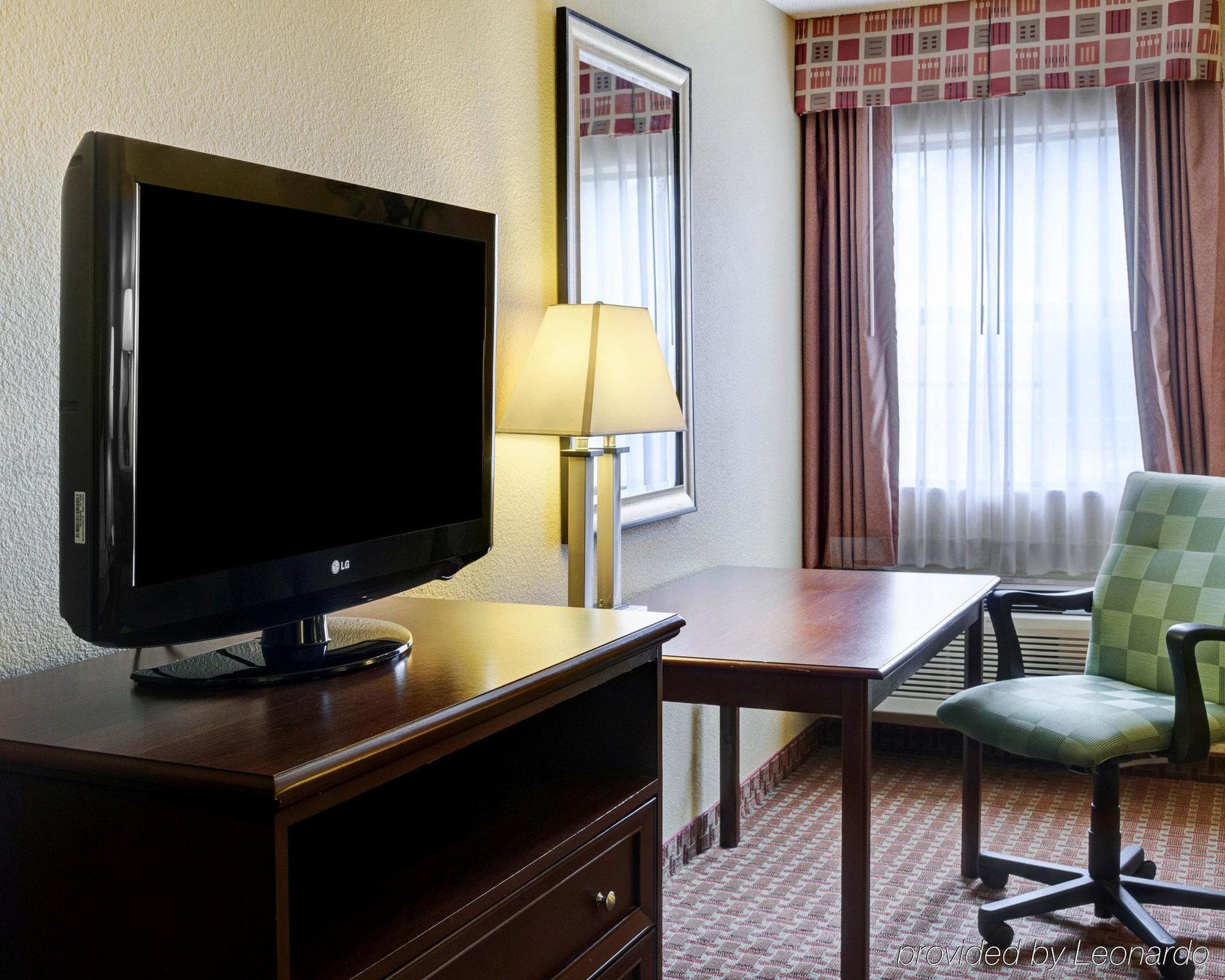 Red Roof Inn & Suites Литъл Рок Екстериор снимка